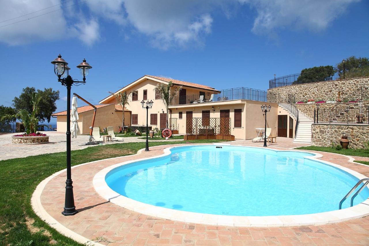 Sikelios Apartments Cefalù Buitenkant foto