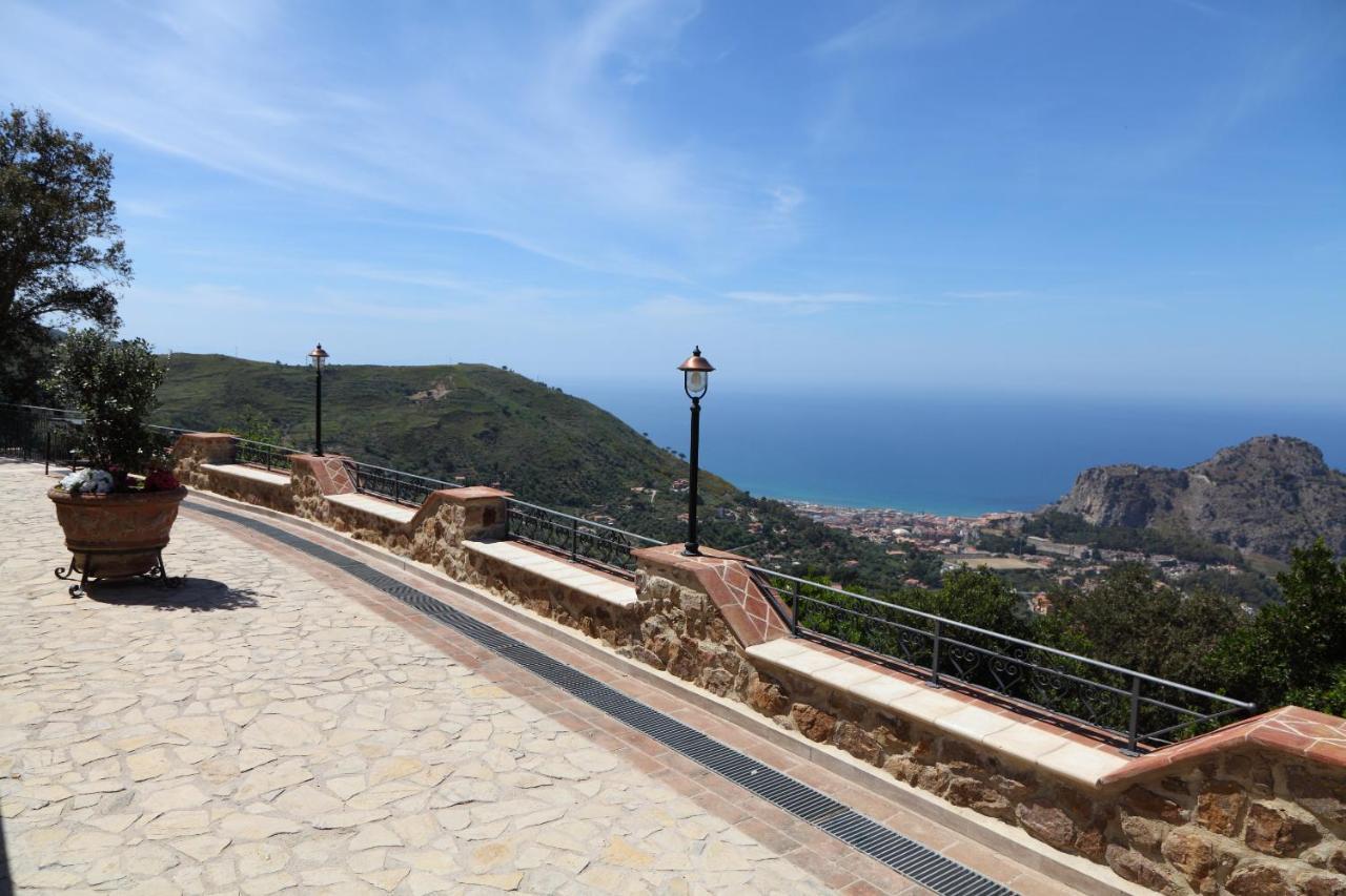 Sikelios Apartments Cefalù Buitenkant foto