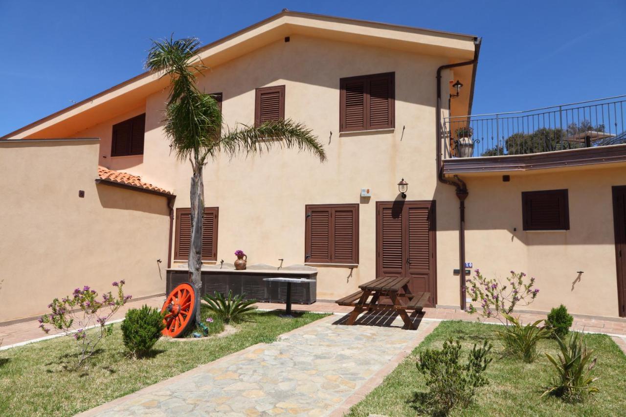 Sikelios Apartments Cefalù Buitenkant foto