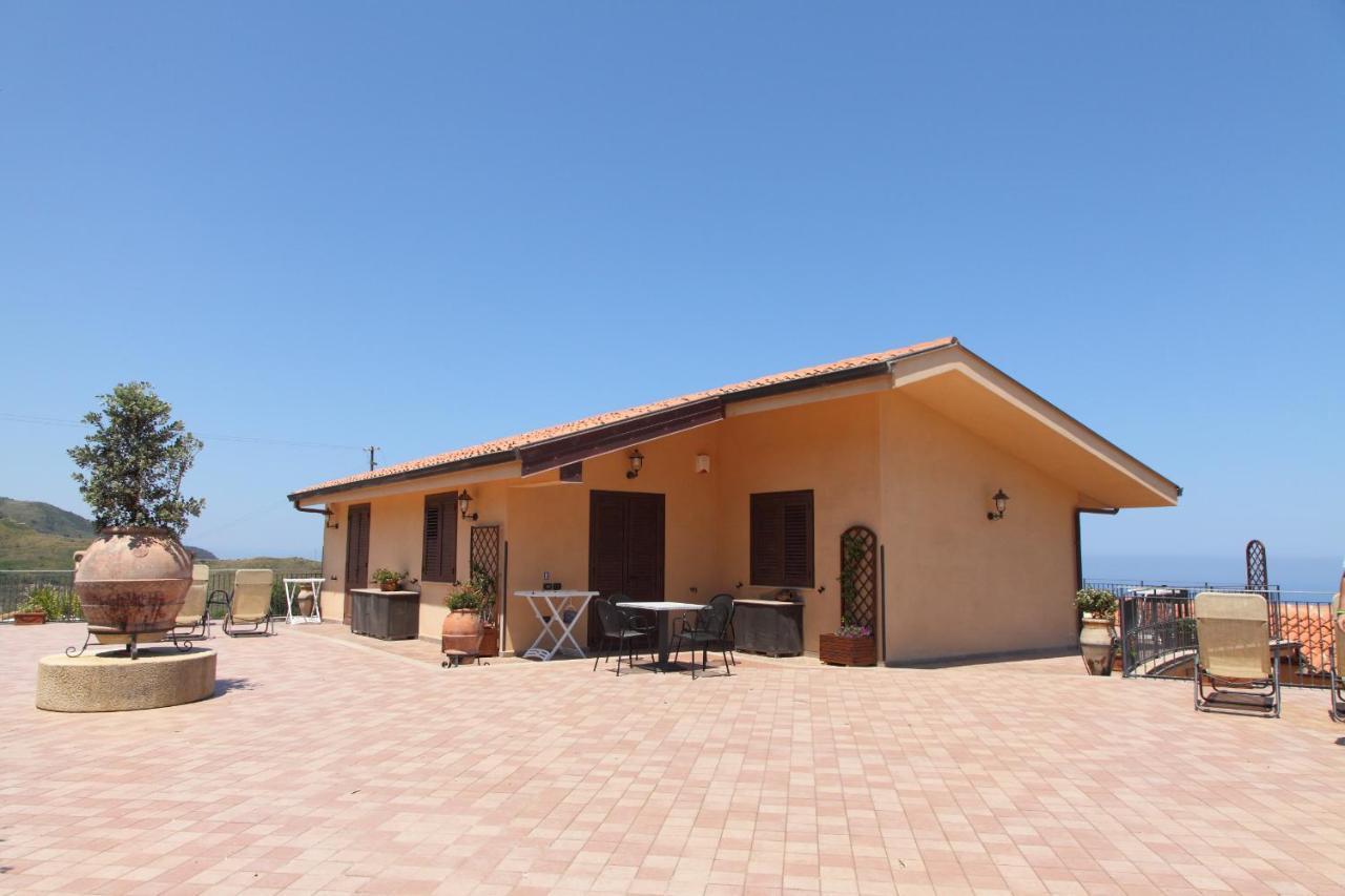 Sikelios Apartments Cefalù Buitenkant foto